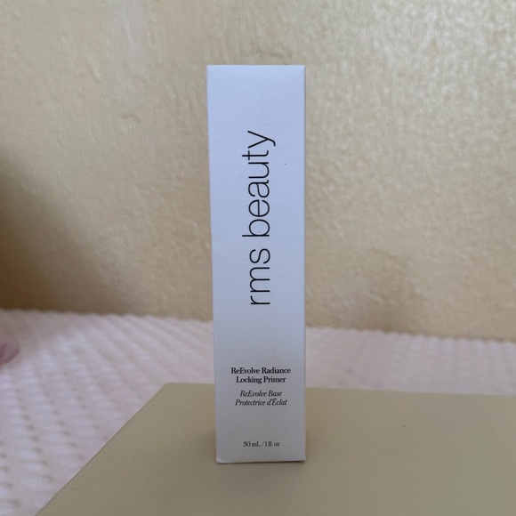 LIKE NEW RMS Beauty ReEvolve Radiance Locking Primer - Picture 2 of 5